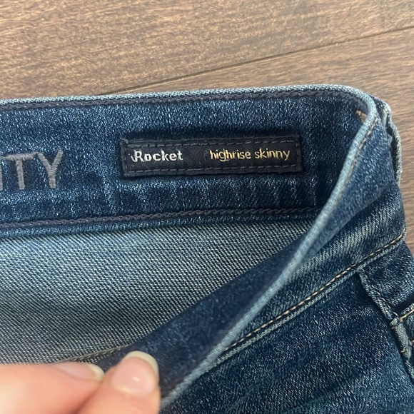 Citizen of Humanity Jeans - Picture 2 of 3